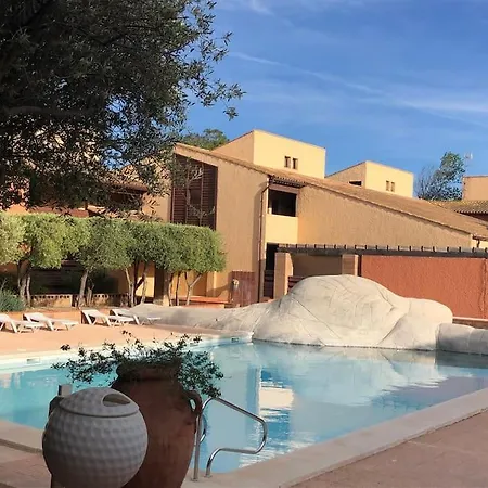 דירה Saint-cyprien Avec Piscine סן סיפריאן